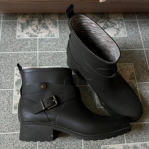 Lucky Brand Rain Boots